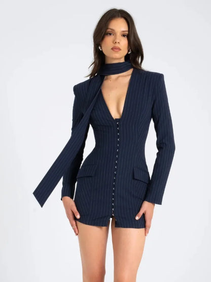 Vestido Blazer Listrado Sofisticação com Decote em V