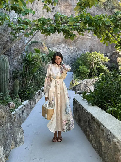 Vestido com estampa floral vintage de elegância atemporal