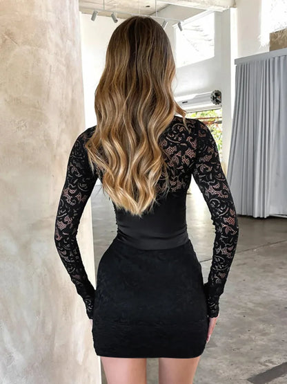 Vestido Mini de Renda Elegante com Decote V Profundo