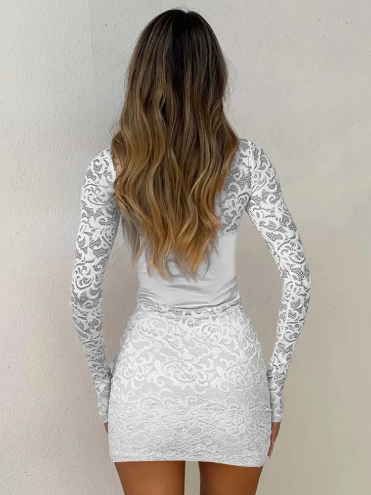 Vestido Mini de Renda Elegante com Decote V Profundo